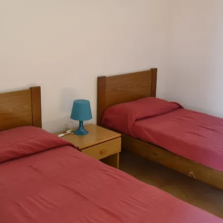Montalbano Apartamento *